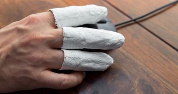 Assekurata zeichnet CosmosDirekt erneut für kundenorientierte, transparente BU-Leistungsregulierung (Foto: AdobeStock - M.Dörr & M.Frommherz - 83115102)